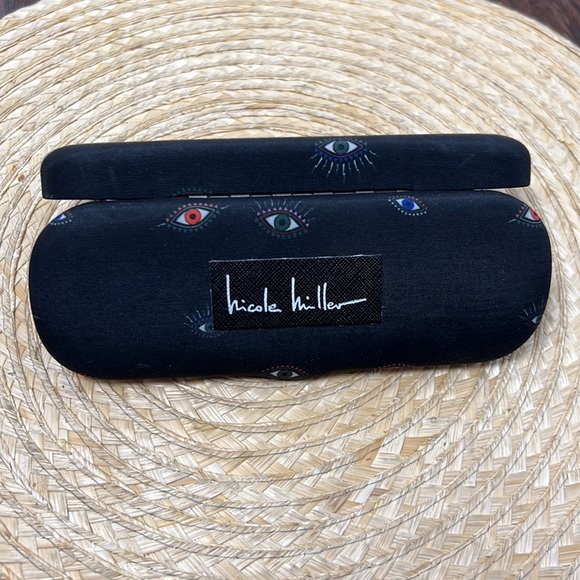 Nicole Miller Fun Print Eyeglasses Case - Picture 8 of 11